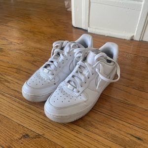 Women’s Nike Air Force 1 Size 7